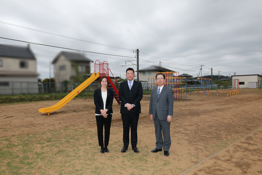 BEAUTE DE LABO株式会社様が「東庄町立東庄小学校」へ遊具を寄贈致しました